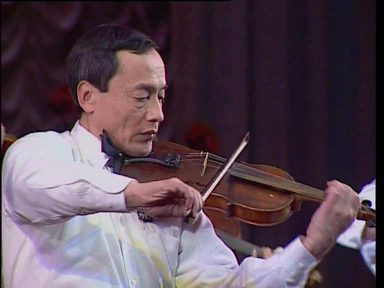 Сегодня День рождения Виктора Шерешевского - руководителя ансамбля скрипачей 